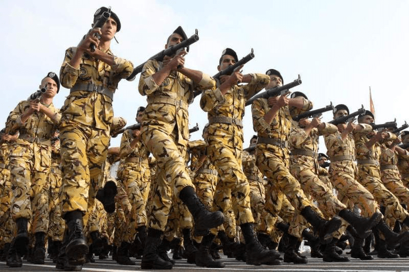 استقبال جوانان یزدی از خدمت سربازی