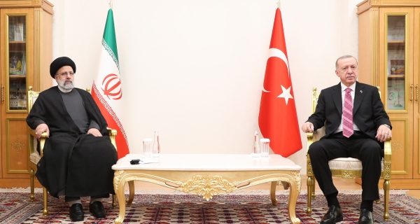 توسعه روابط تهران آنکارا به نفع دو ملت و صلح و ثبات در منطقه است توسعه روابط تهران آنکارا به نفع دو ملت و صلح و ثبات در منطقه است