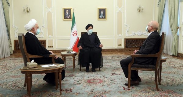 نشست سران قوا به میزبانی رئیس جمهور برگزار شد نشست سران قوا به میزبانی رئیس جمهور برگزار شد