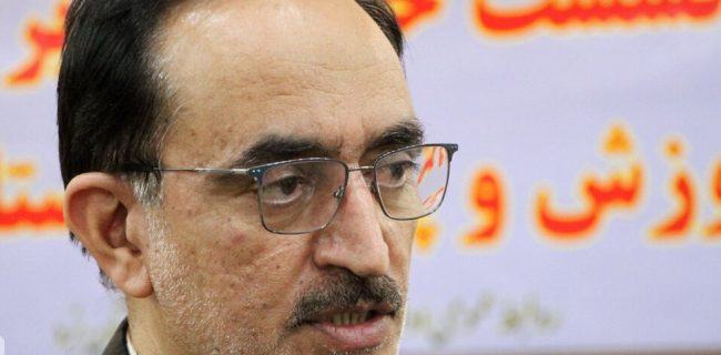خدمات رسانی مدارس استان یزد به مسافران نوروزی خدمات رسانی مدارس استان یزد به مسافران نوروزی