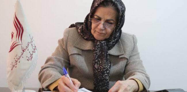 عیدی مؤسسه خیریه محبان ام البنین کبیر یزد به ۳ زندانی غیر عمد عیدی مؤسسه خیریه محبان ام البنین کبیر یزد به ۳ زندانی غیر عمد