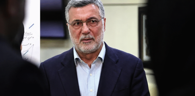 وزیر بهداشت از بیمارستانهای سیار مراسم وداع با رهبر شهید بازدید کرد وزیر بهداشت از بیمارستانهای سیار مراسم وداع با رهبر شهید بازدید کرد